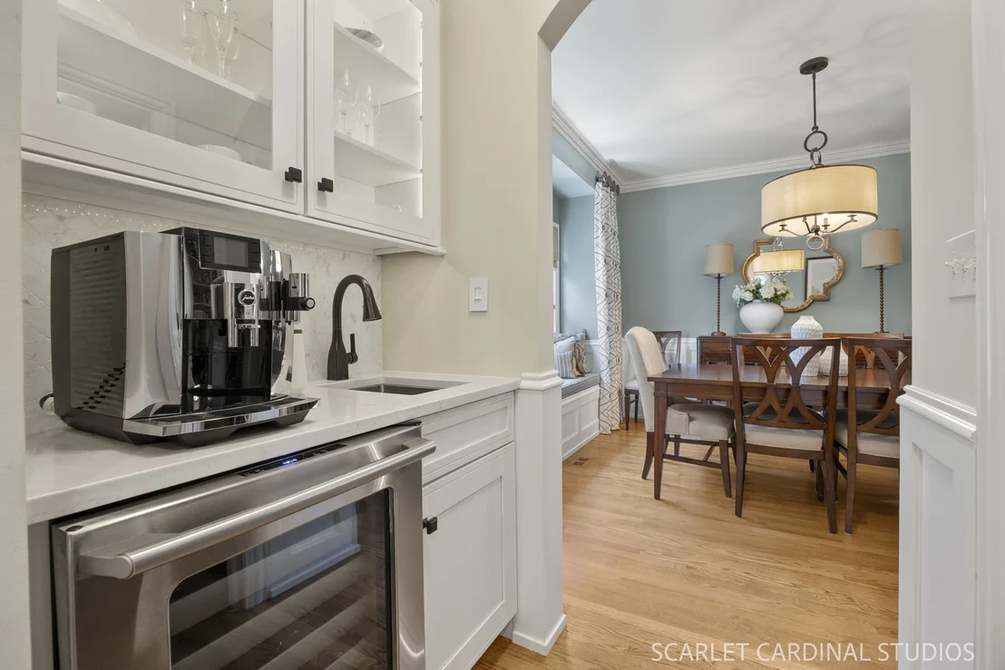 Photo of 616 E Willow Avenue