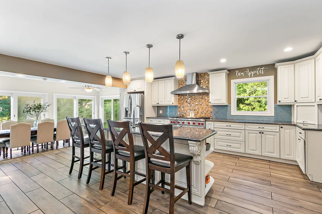 Photo of 40W719 Longshadow Lane