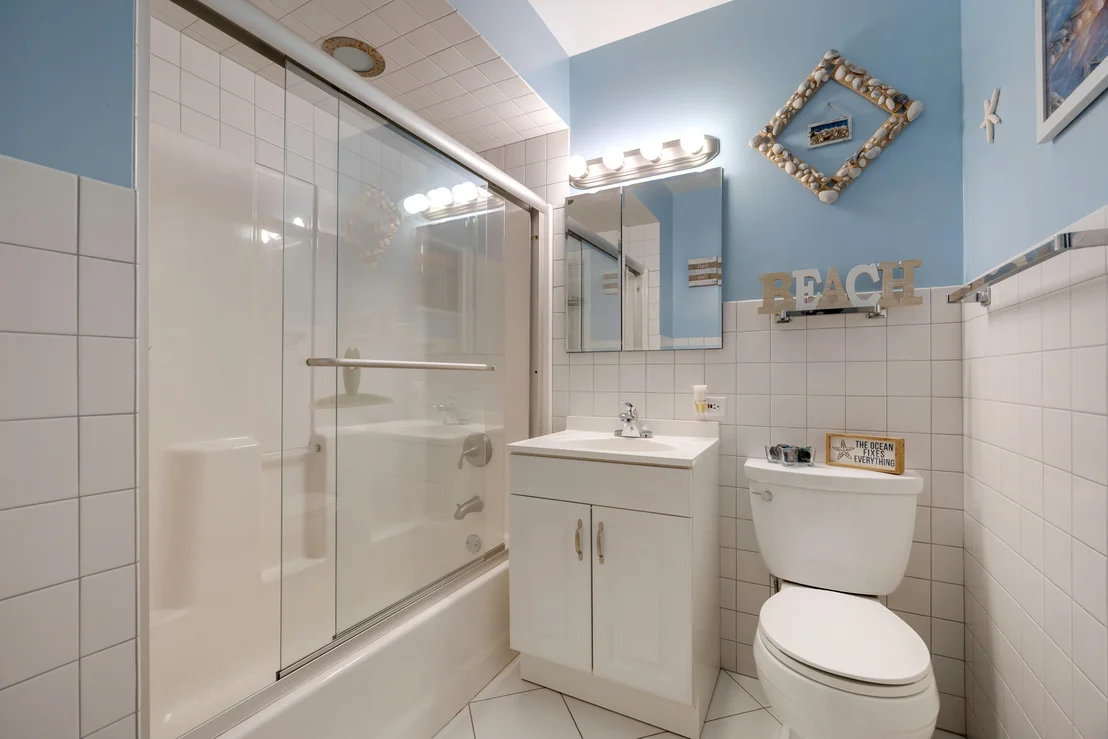 Photo of 952 W Grant Drive