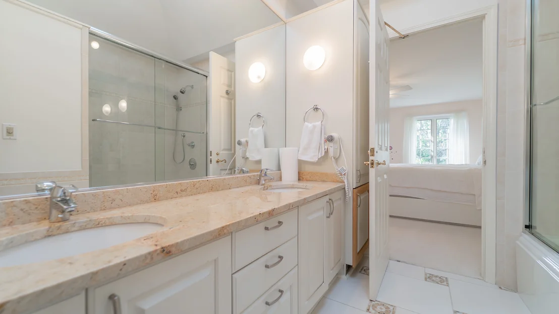 Photo of 310 Barrington Drive