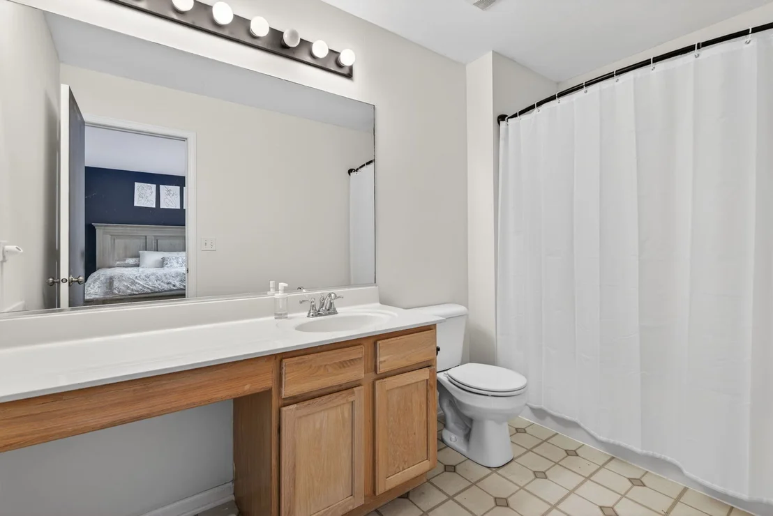 Photo of 1501 Roth Drive