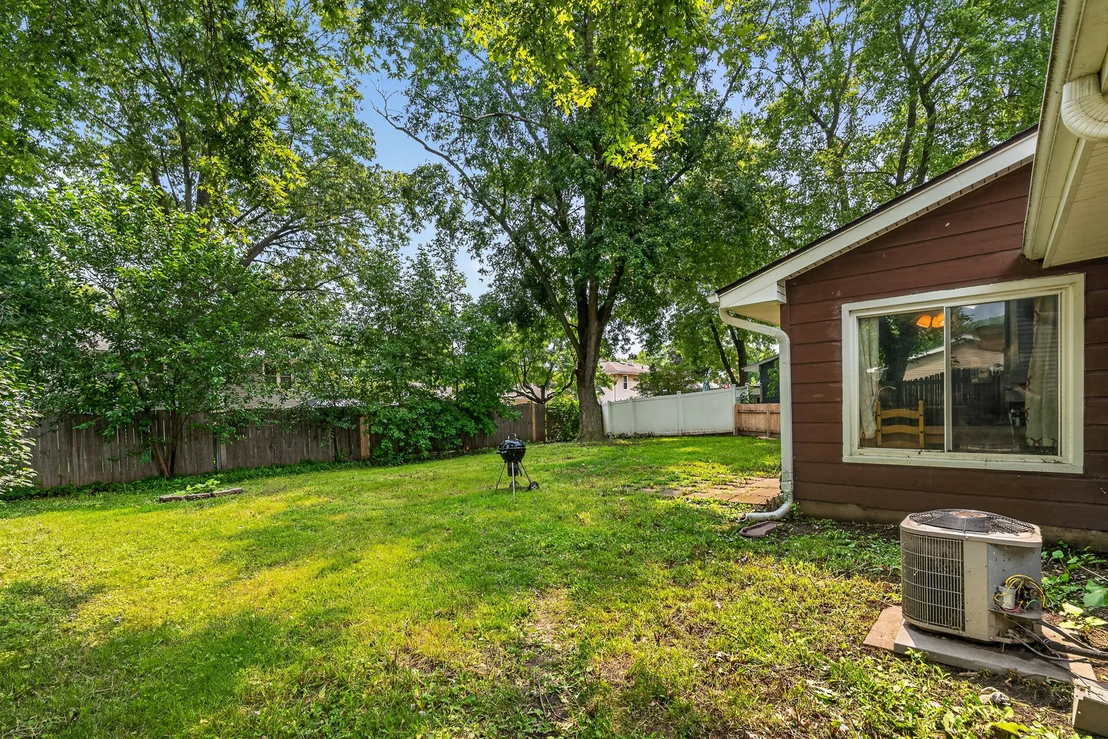 Photo of 140 Tamarack Drive