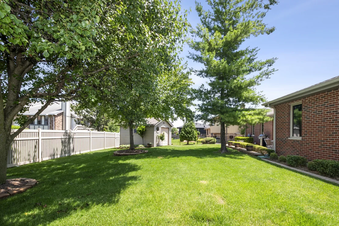 Photo of 9342 Sutton Place