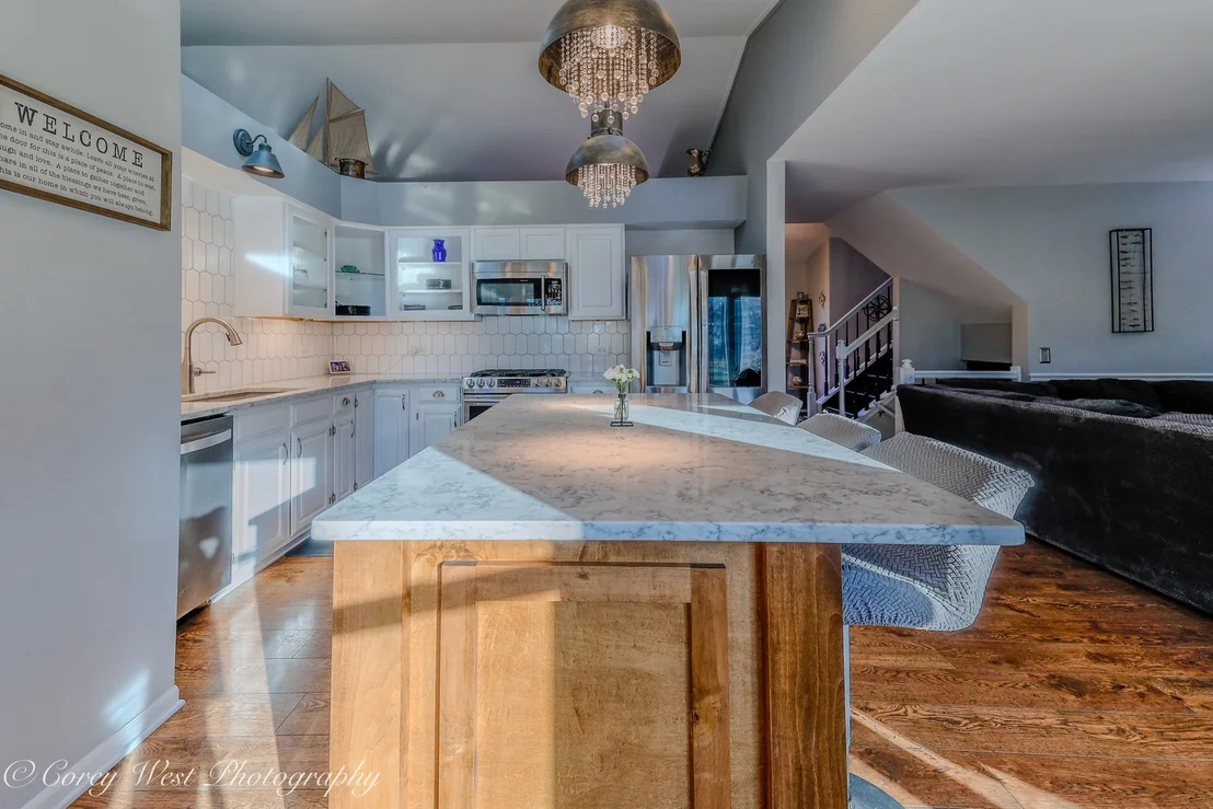 Photo of 10215 Ridge Lane
