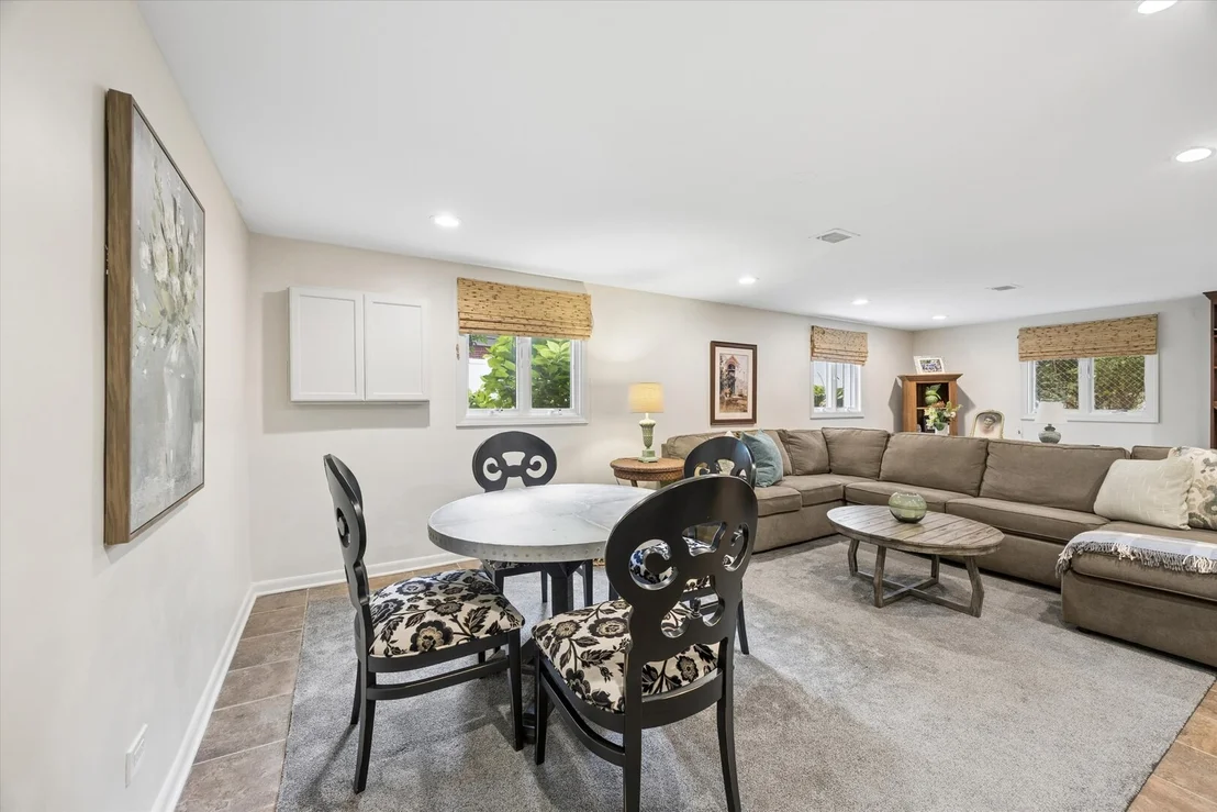 Photo of 110 S Herbert Road