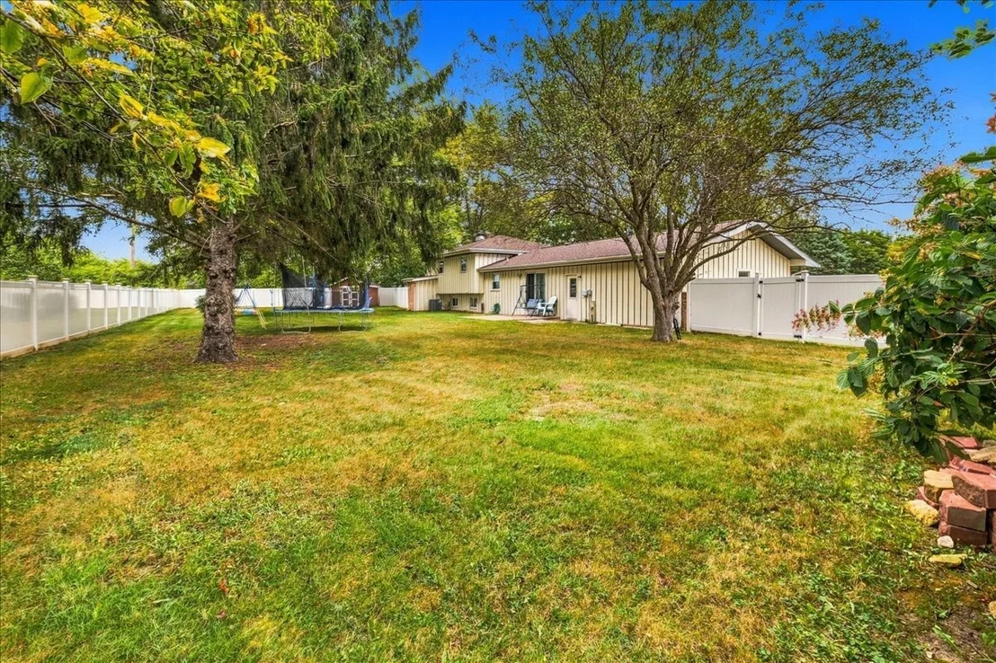 Photo of 23949 W Plainsman Circle