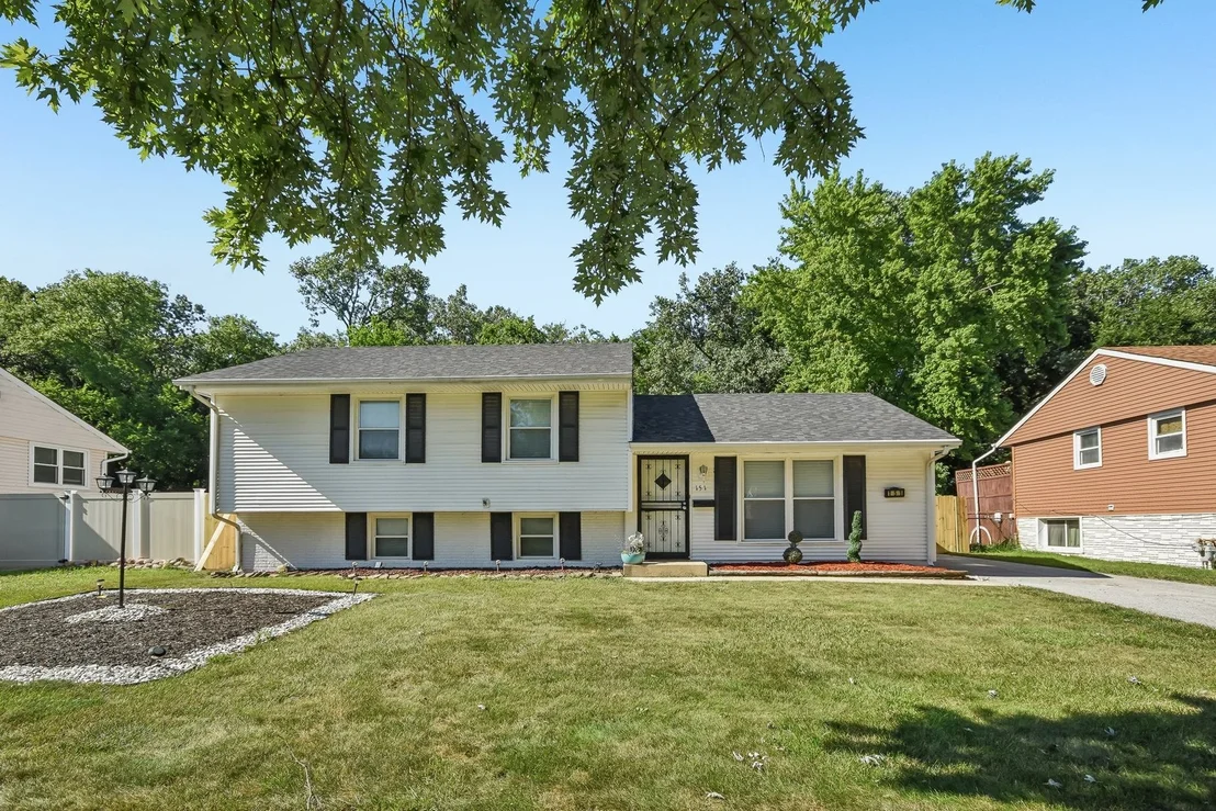 Photo of 151 E Maple Drive