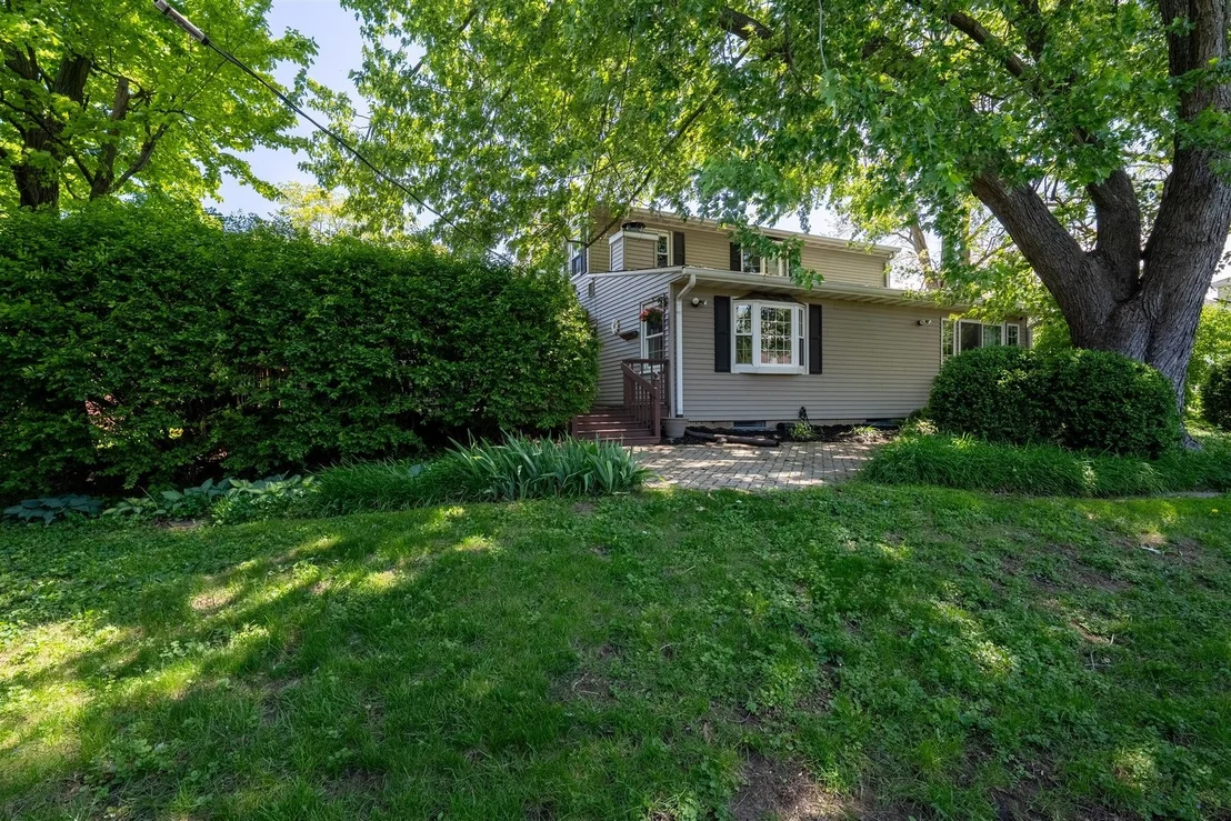 Photo of 501 Augustine Way