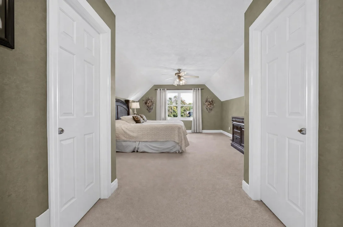 Photo of 9159 Deer Ridge Drive