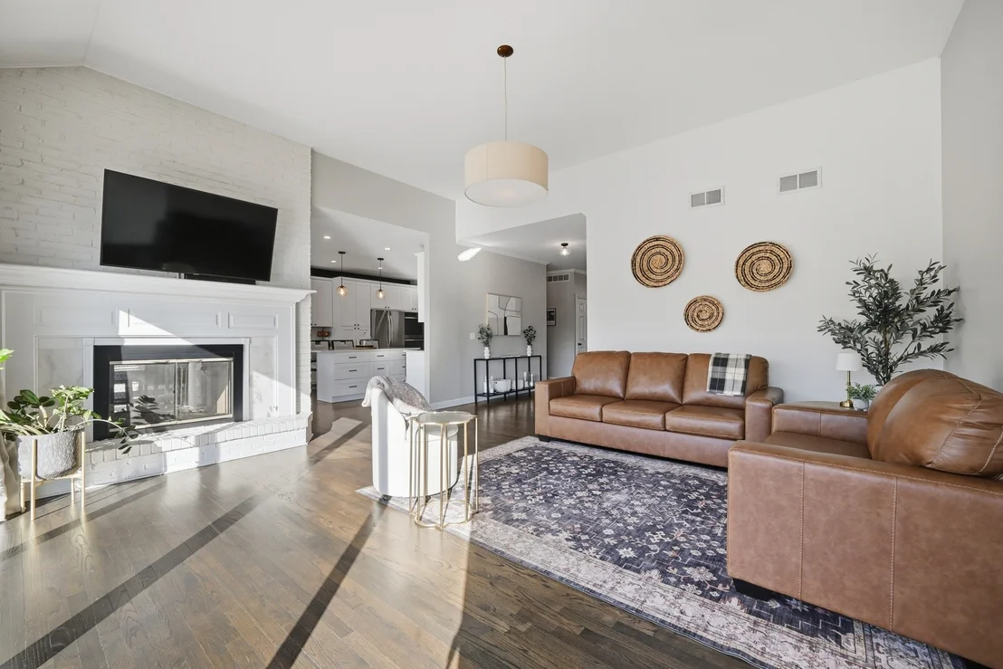 Photo of 13202 LAKEPOINT Drive