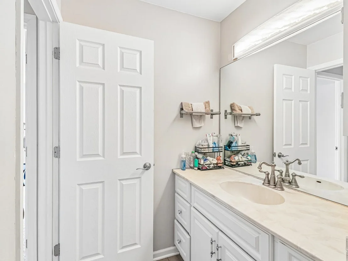 Photo of 281 Whitewood Drive