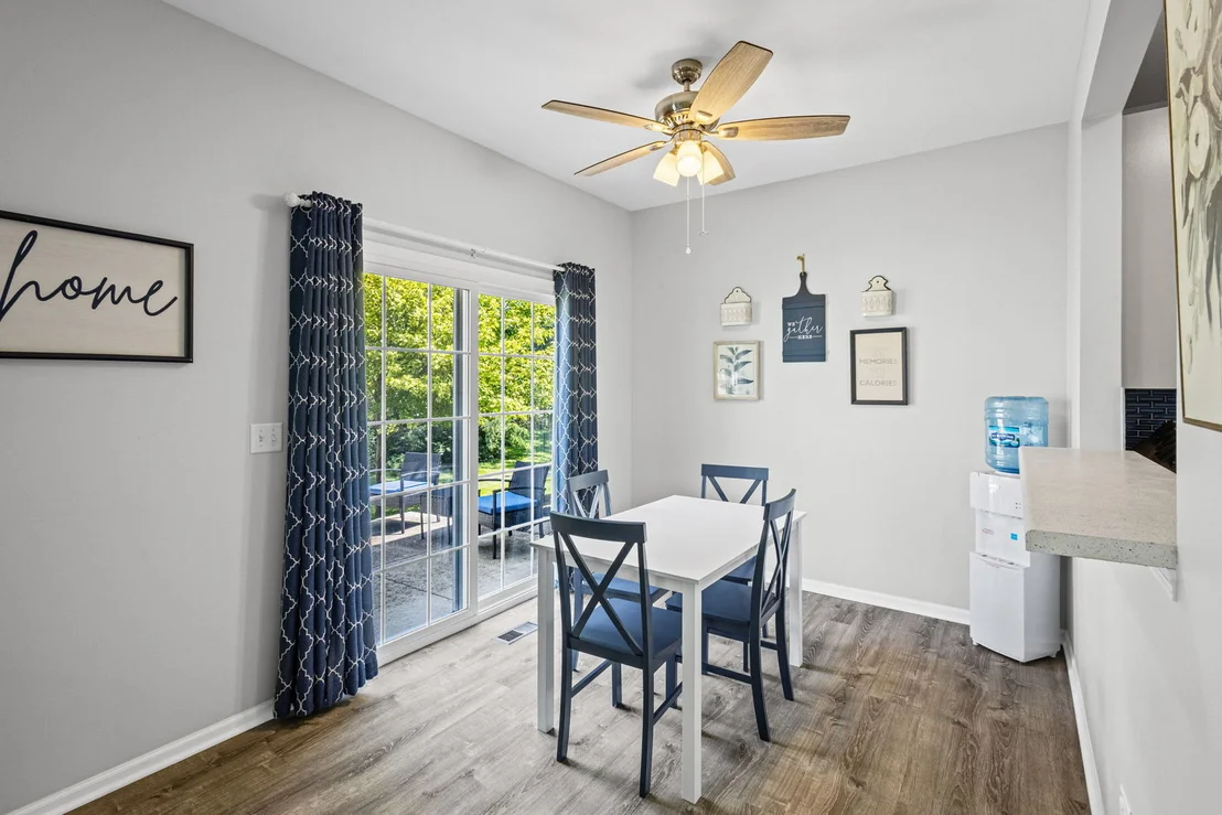 Photo of 1104 Colonial Drive