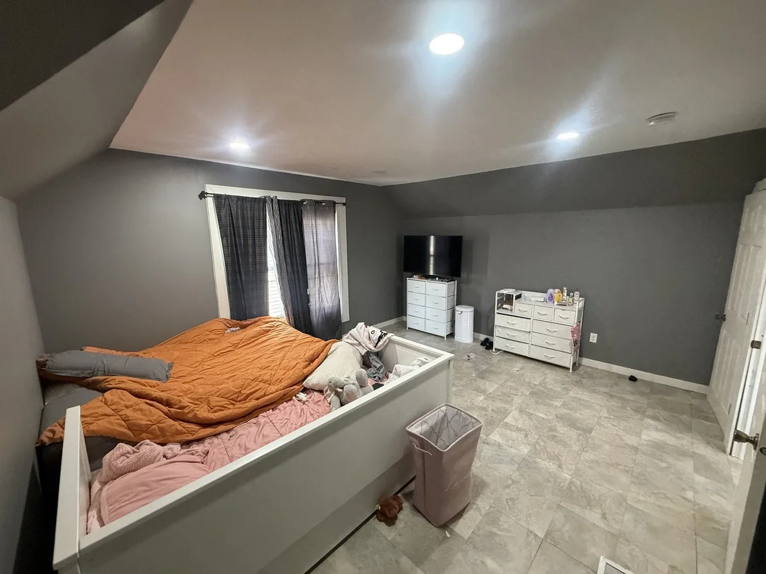 Photo of 35 W 108th Place