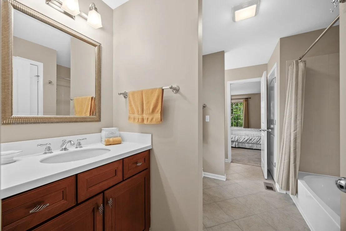 Photo of 1657 Hickory Drive