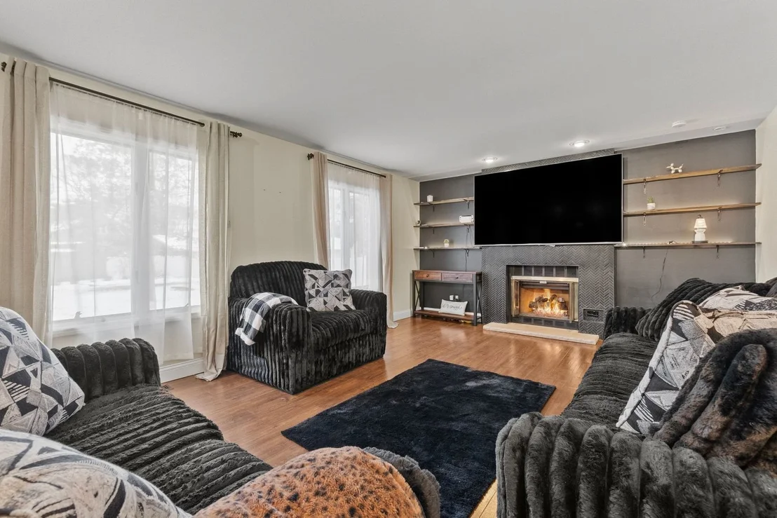 Photo of 18118 Whitman Lane