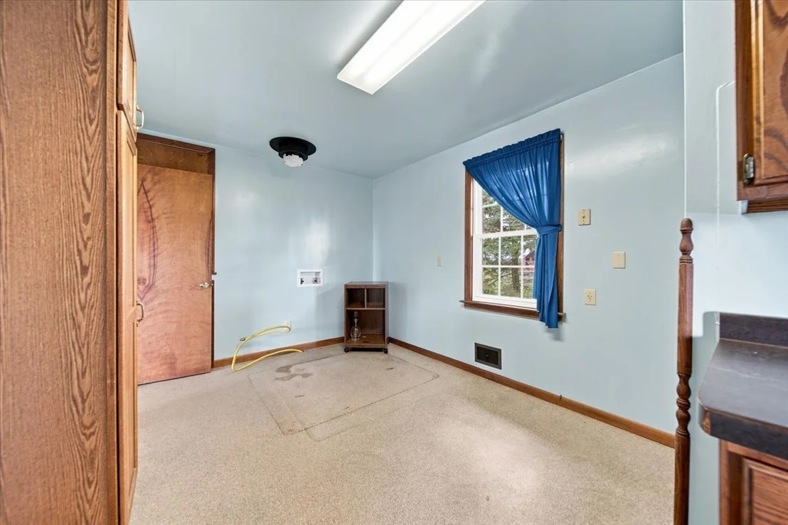 Photo of 9896 Lincoln Road