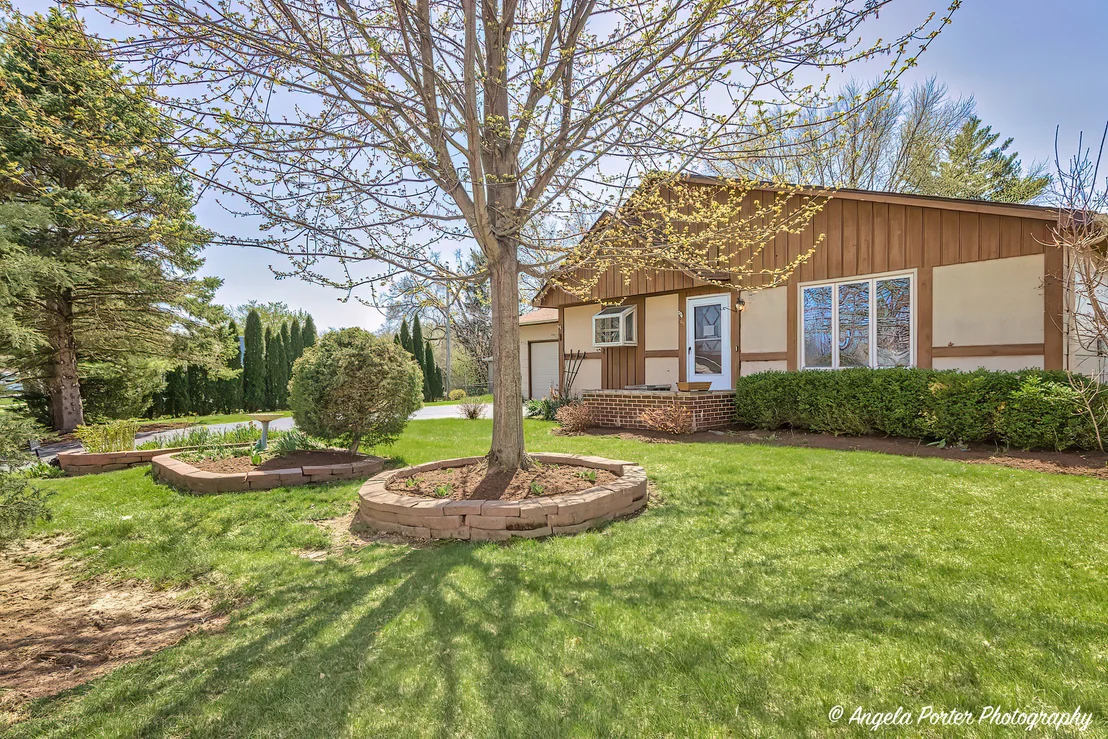 Photo of 1811 Hazelwood Drive