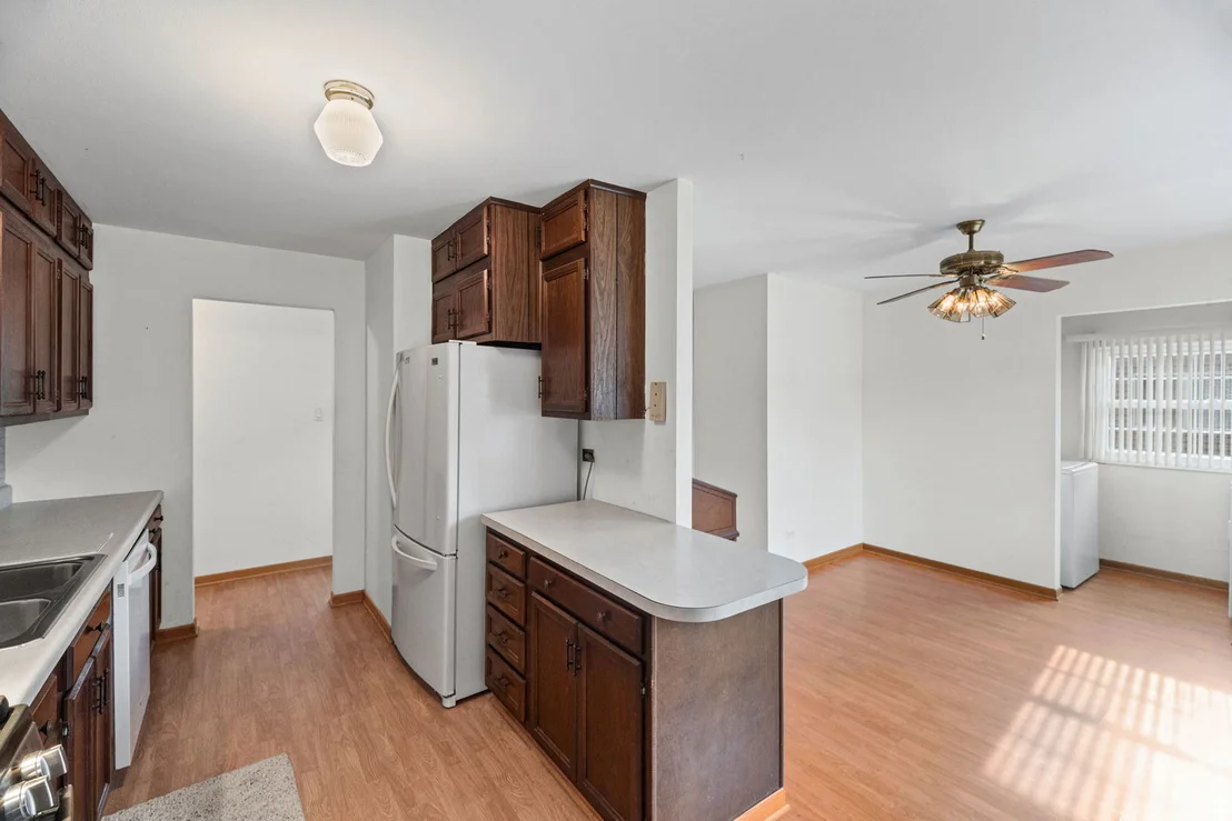 Photo of 2207 Kingfisher Lane