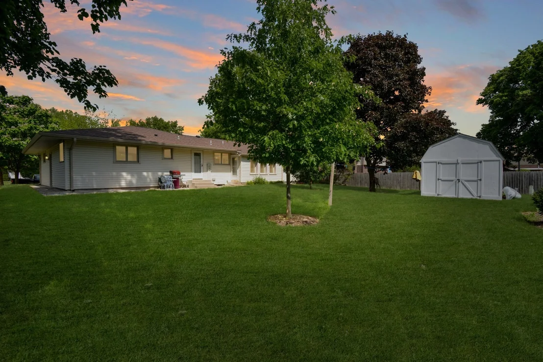 Photo of 104 S Williamsburg Drive