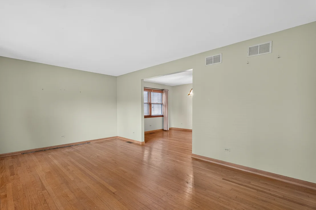 Photo of 7305 Summit Road