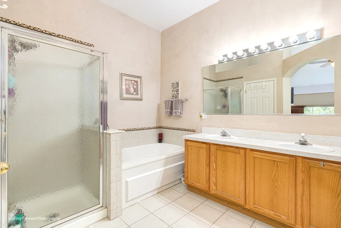Photo of 2320 Stonegate Road