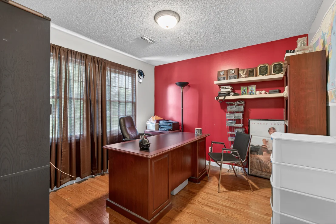 Photo of 817 Adrienne Avenue