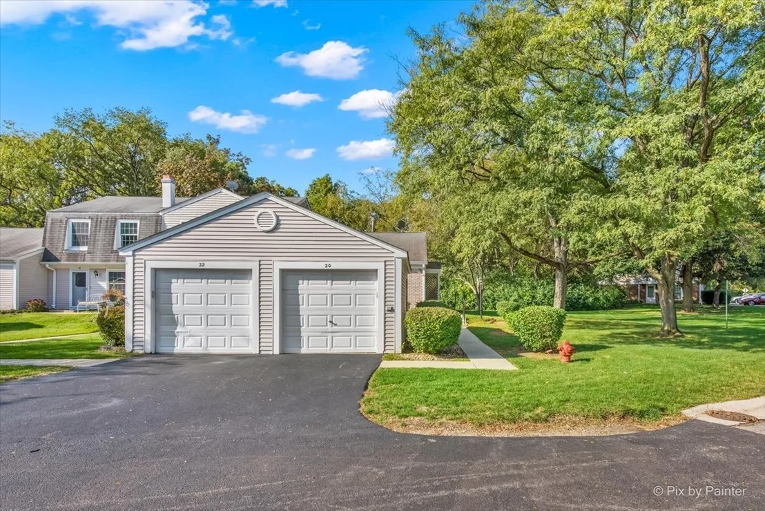 Photo of 20 Red Oak Trail
