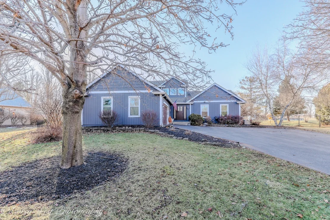 Photo of 10215 Ridge Lane