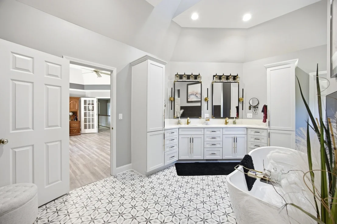 Photo of 2284 Cairnwell Drive