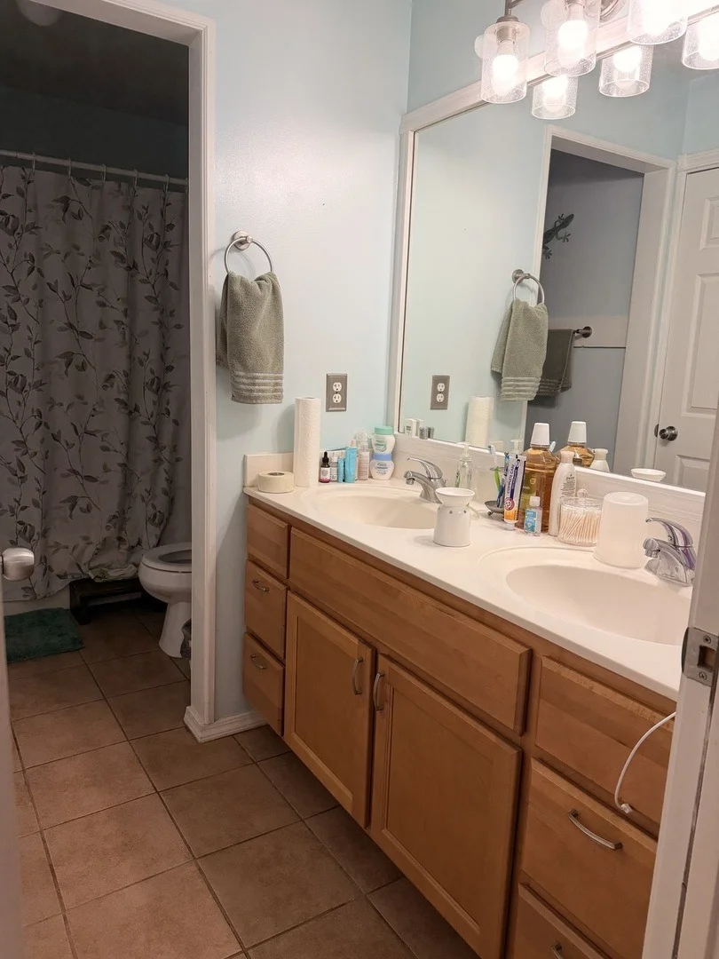 Photo of 2000 OAKBROOK Drive