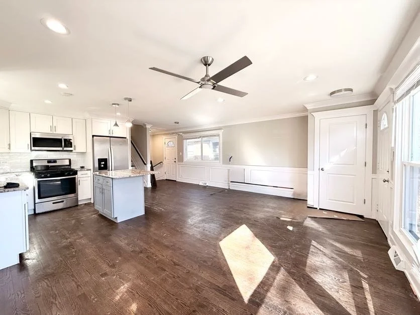 Photo of 1338 W 108th Place