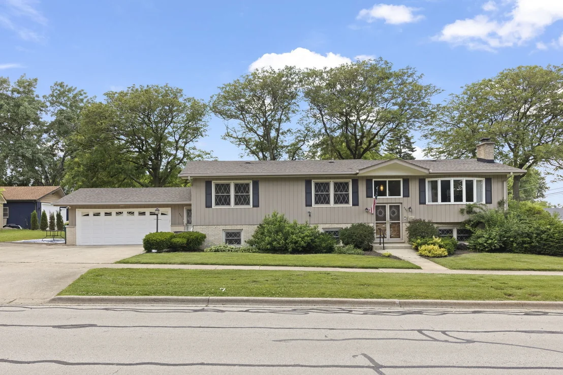 Photo of 403 W Harding Road