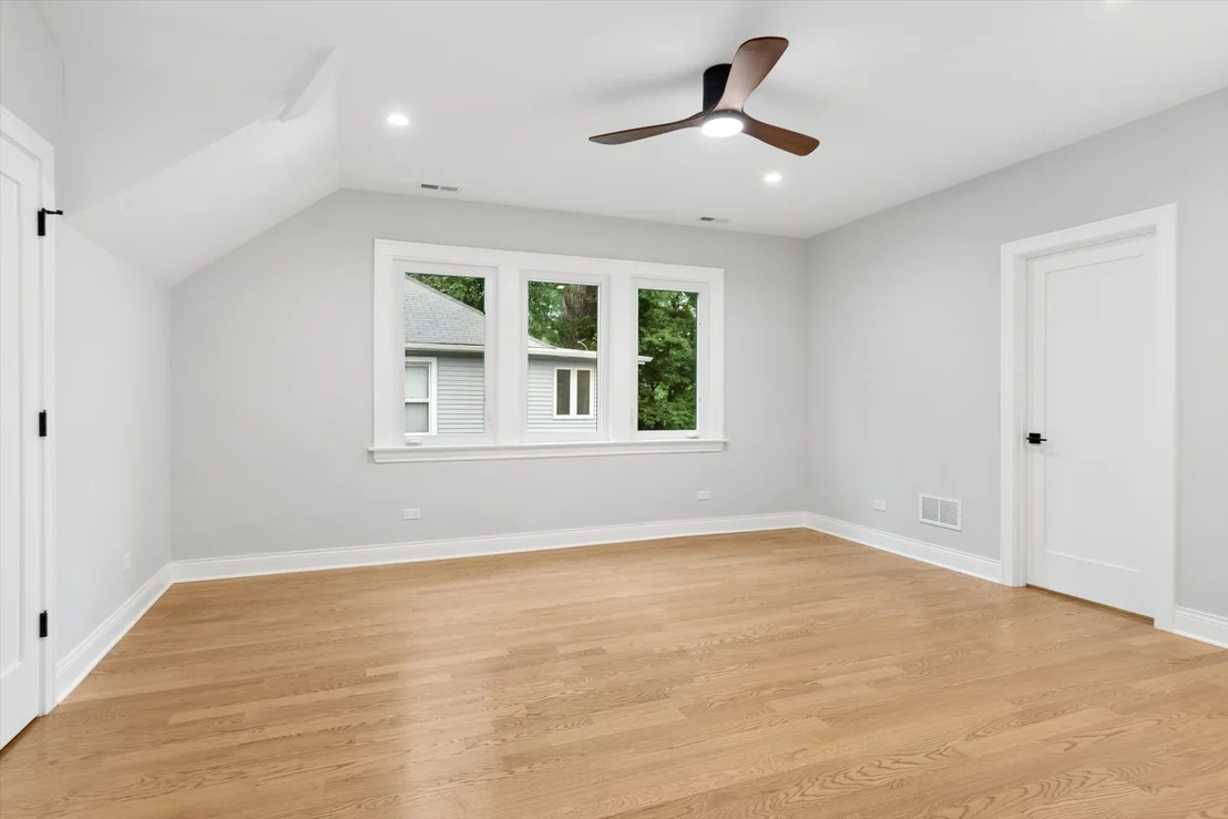 Photo of 354 Lionel Road