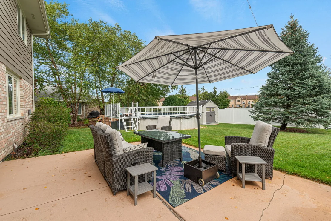 Photo of 8036 Edgebrook Lane