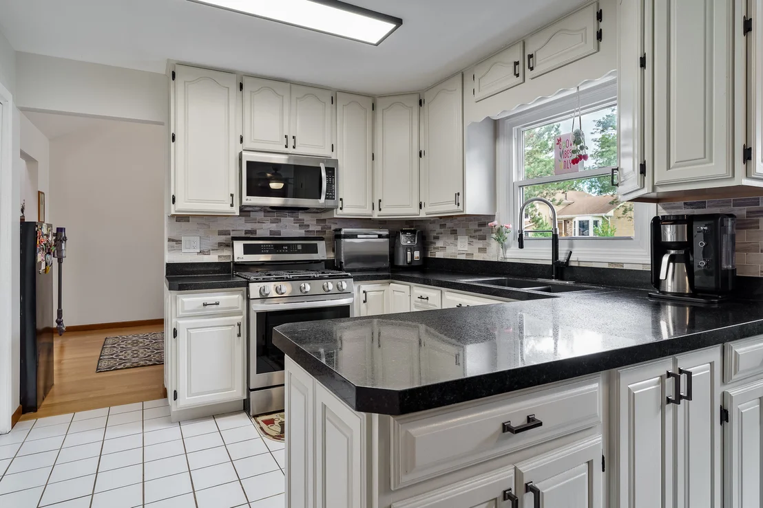 Photo of 881 Willowbrook Drive