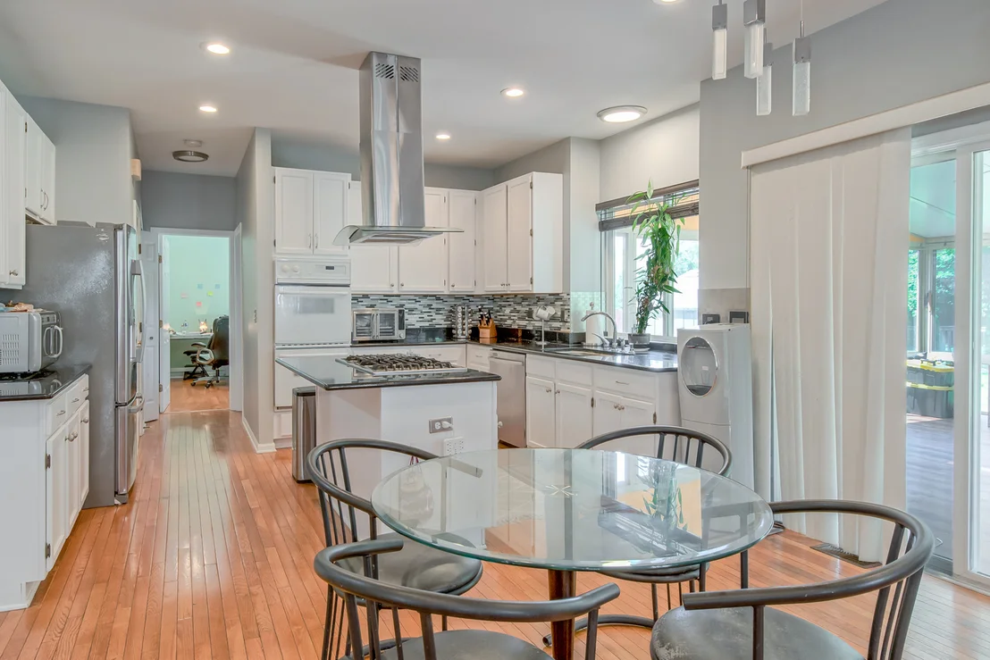 Photo of 1094 Vista Drive