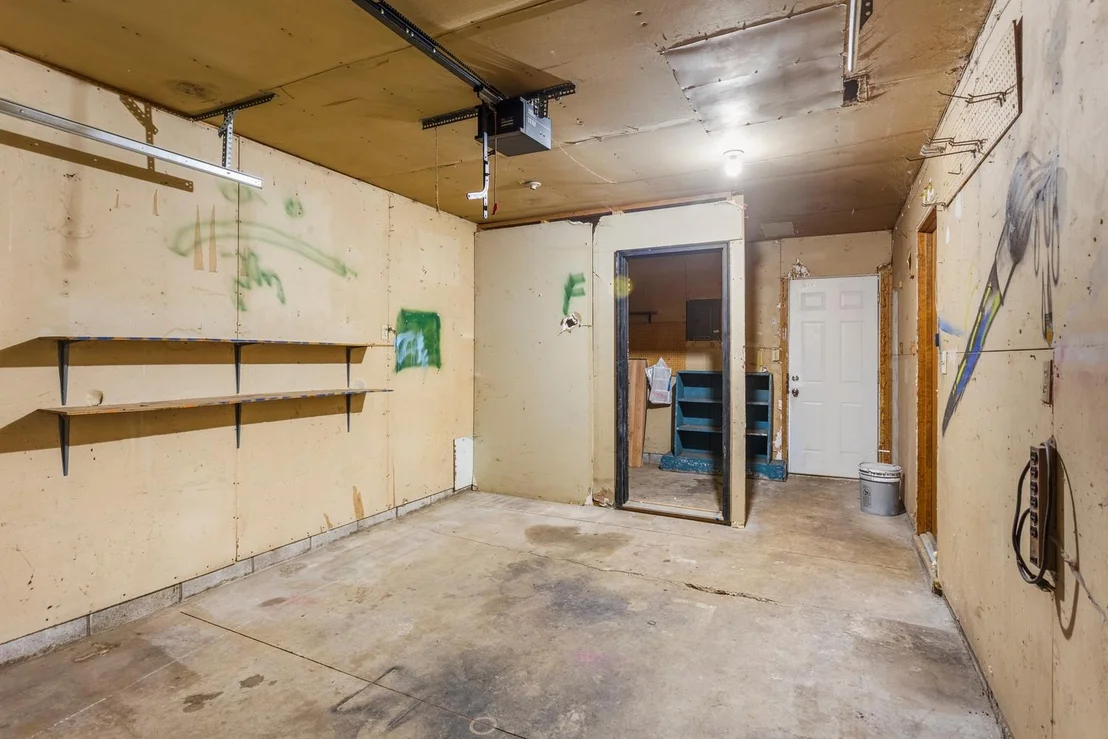 Photo of 1165 Clark Street