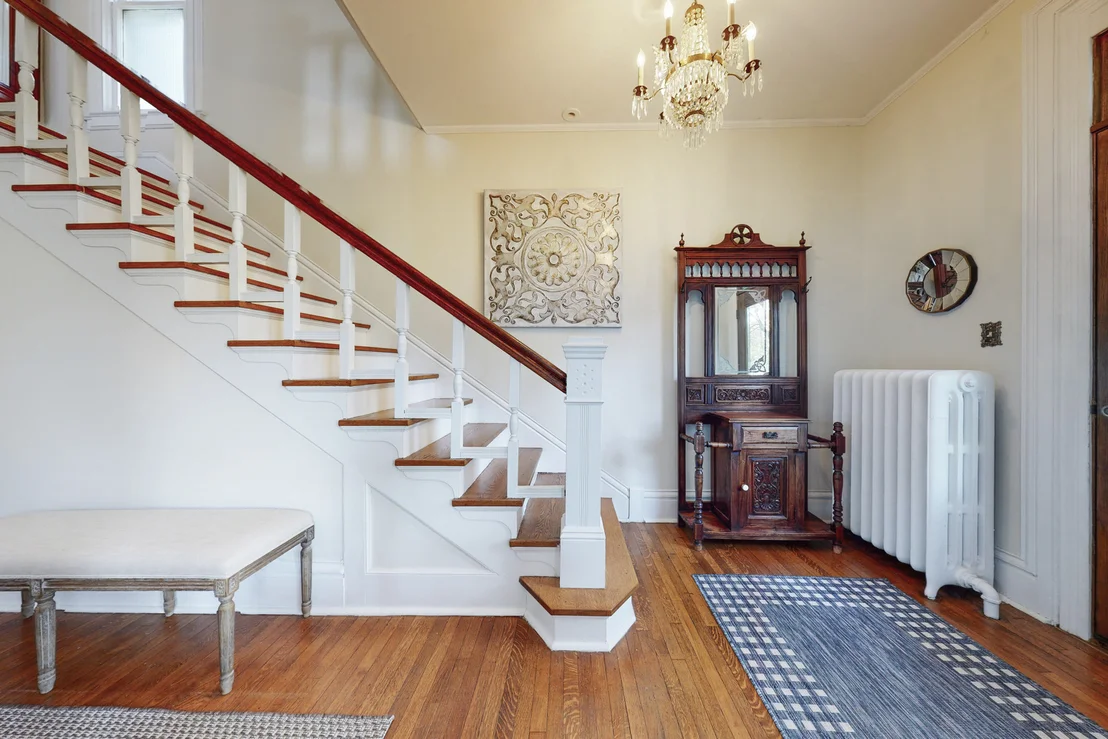 Photo of 1005 Greenleaf Avenue