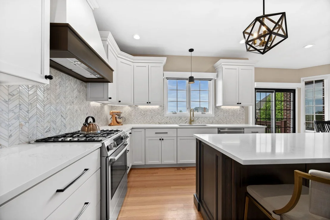 Photo of 1045 Hilltop Drive