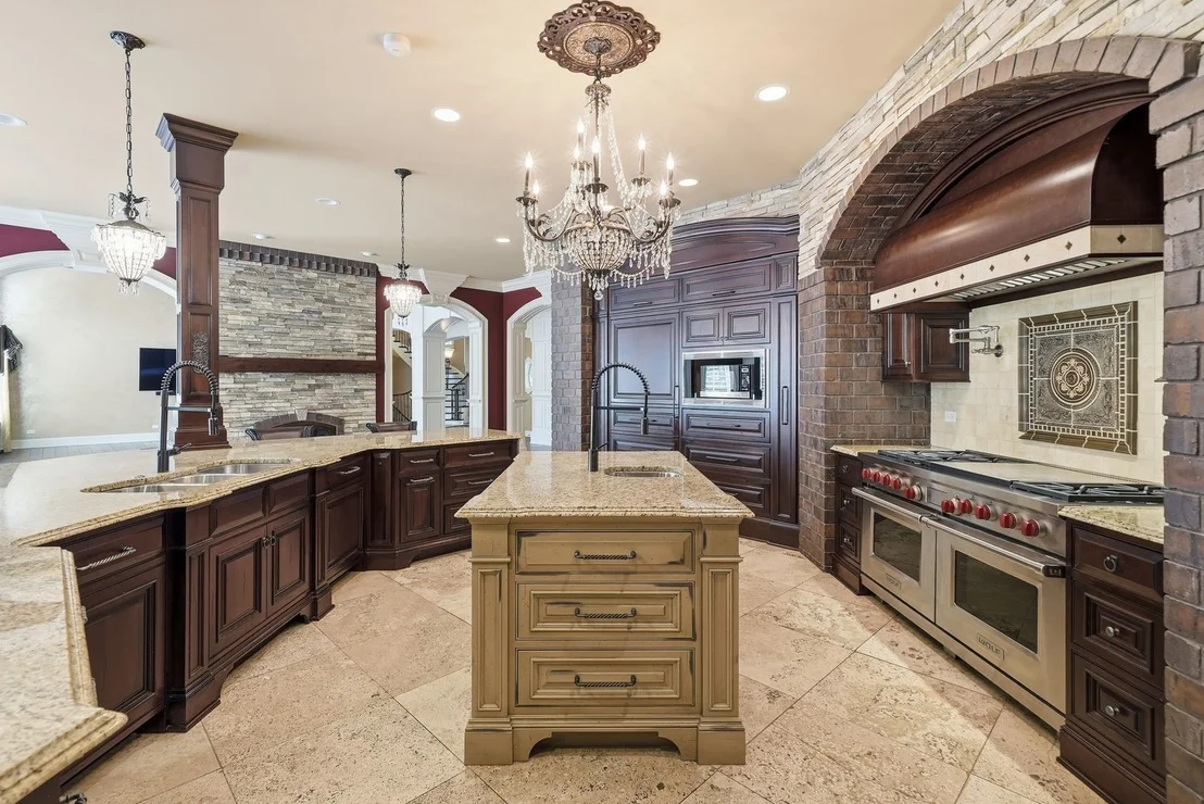 Photo of 501 Chatfield Road