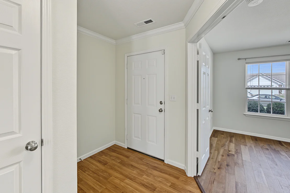 Photo of 711 Lauterbur Lane