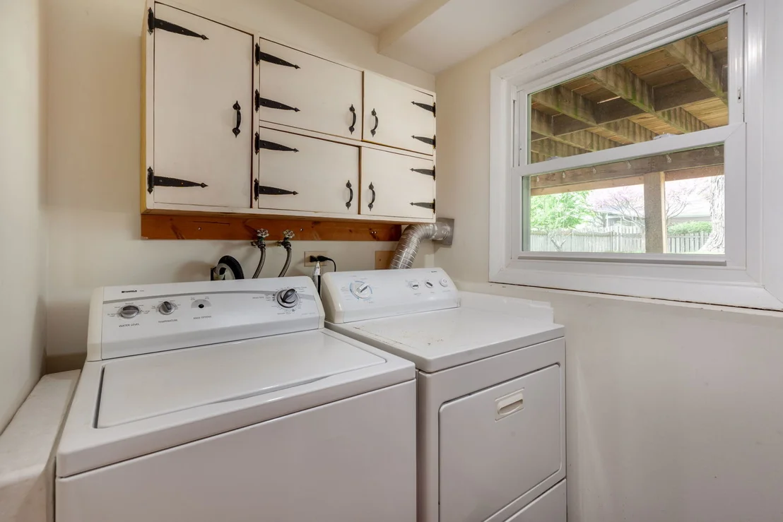 Photo of 3990 Hudson Drive
