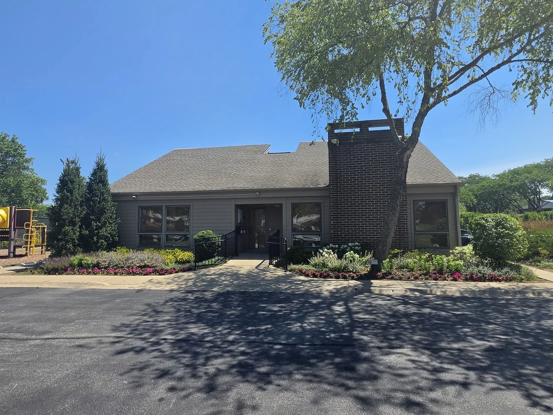 Photo of 703 MALLARD Lane