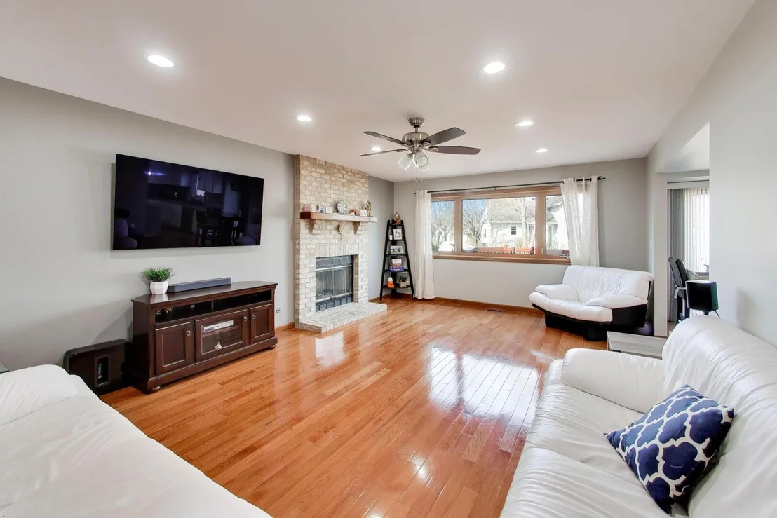 Photo of 1075 Longford Road