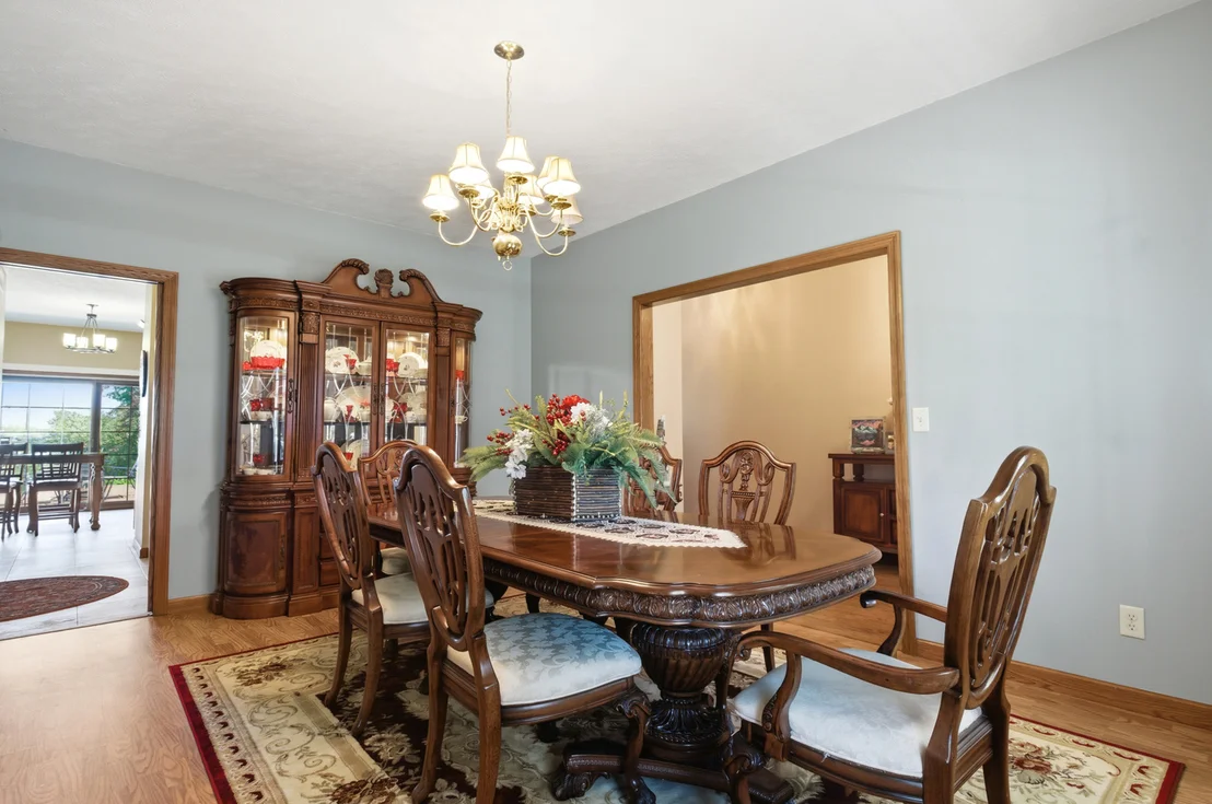 Photo of 2102 Laurel Park Place
