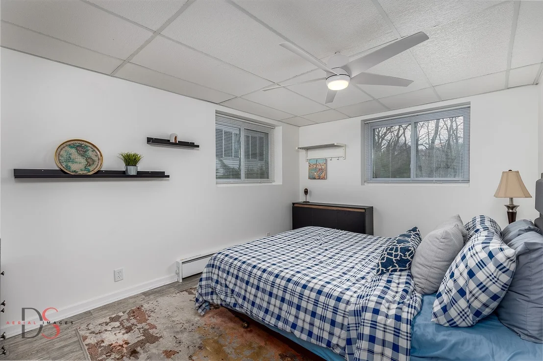 Photo of 152 Beachview Court