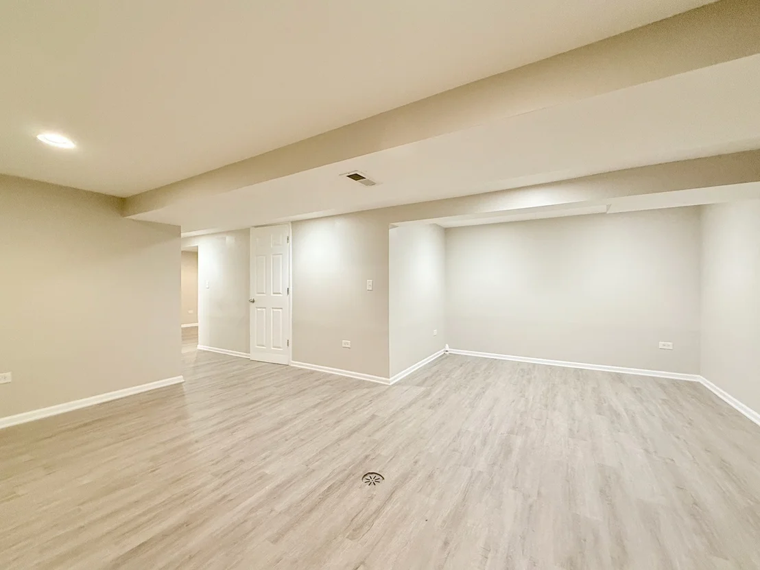 Photo of 1121 Olive Road