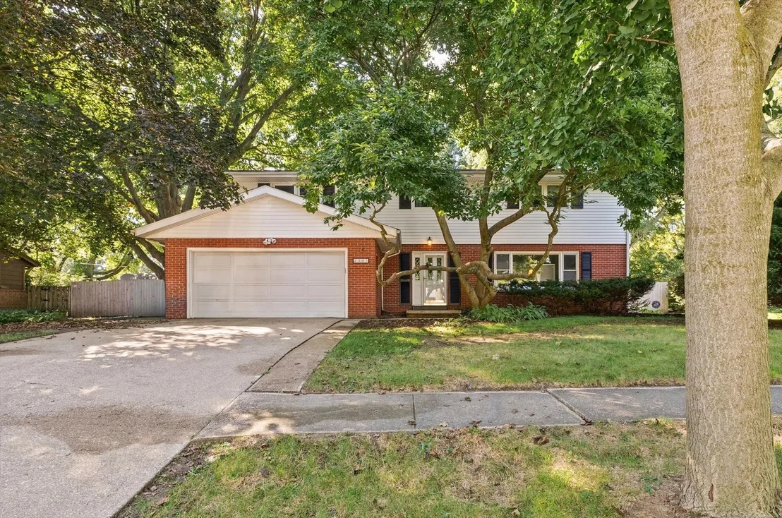 Photo of 803 Brighton Drive
