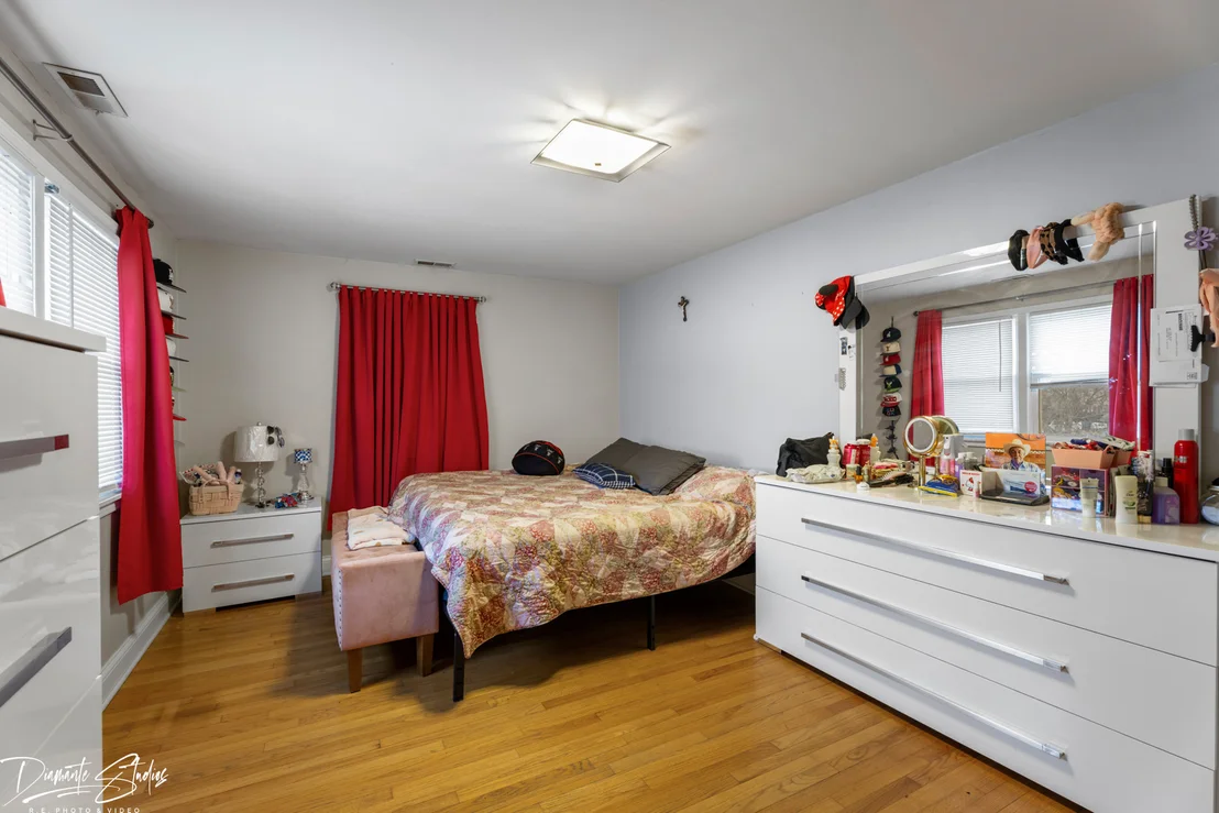 Photo of 9741 Lonnquist Drive