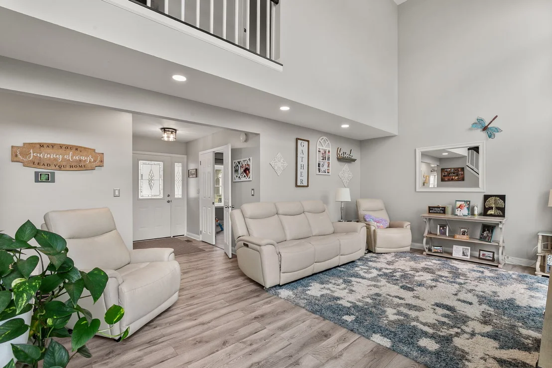 Photo of 345 Ascot Lane